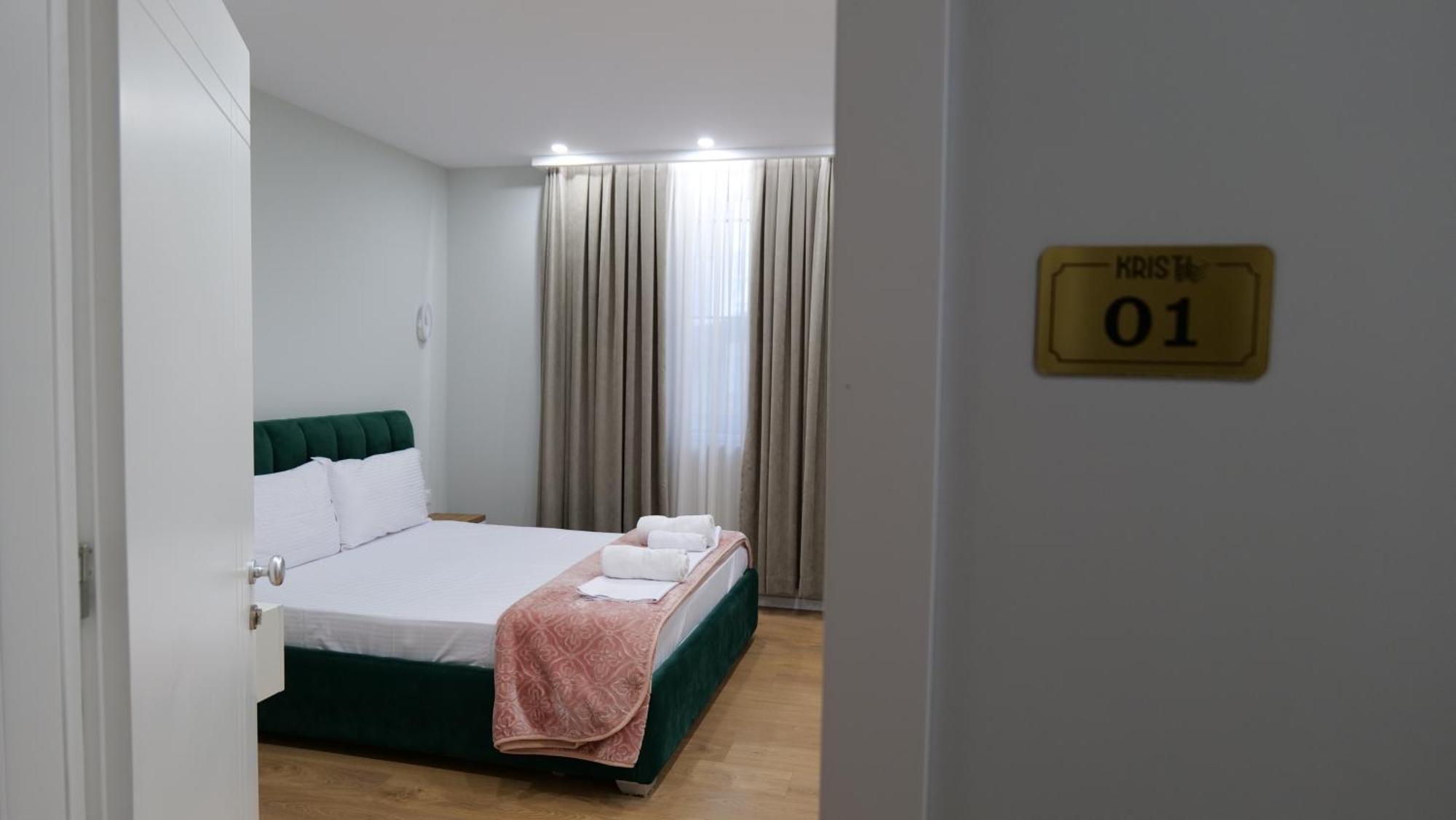 Kristi Apartments 01 Tirana Kültér fotó
